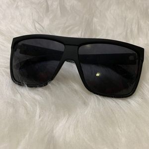 Large Quay Barnun Sunglasses